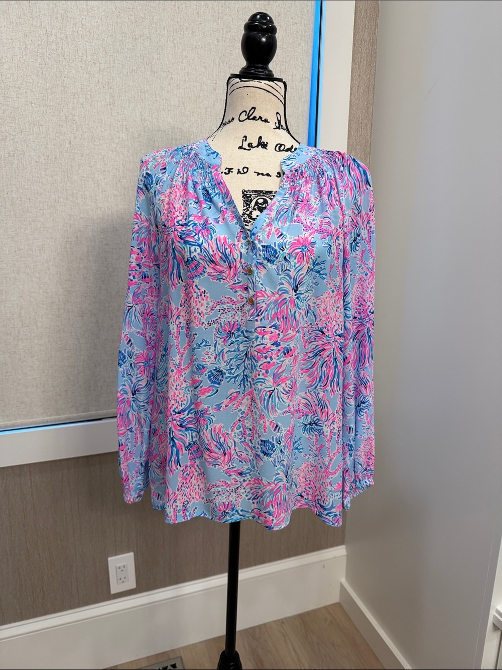 NWT Lilly Pulitzer Blue Floral Button-Front Blouse with Pink Accents